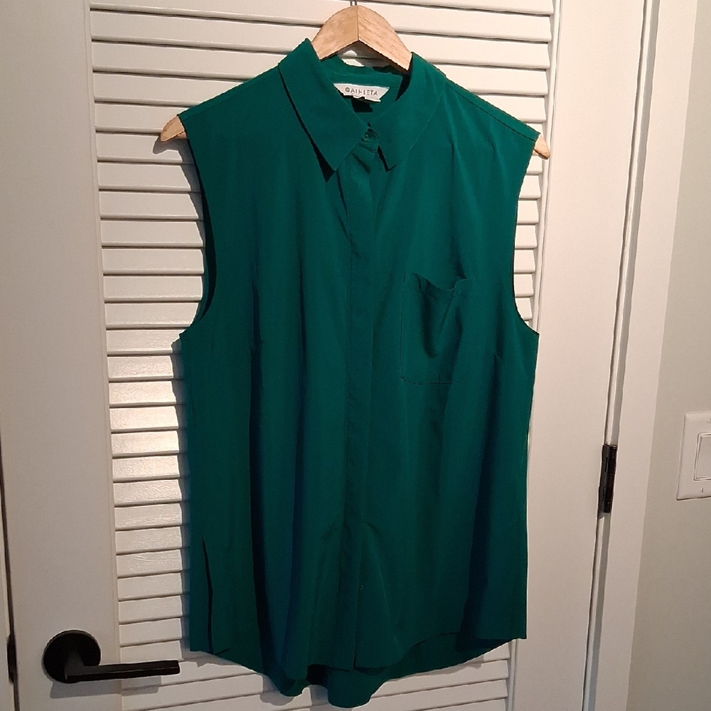 Athleta Urbanite Medium Button Up Sleeveless Collared Blouse Jade Green